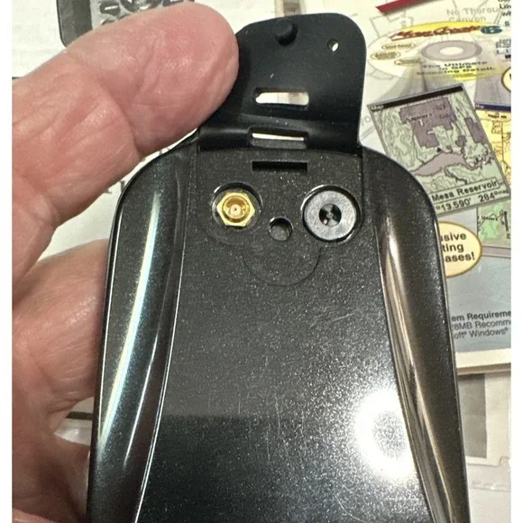 Lowrance iFinder Expedition C GPS & WAAS  Receiver Includes Manuals Map Create 6 - Picture 10 of 15